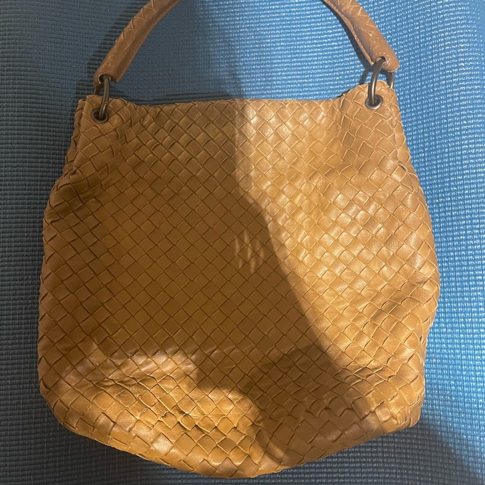Authentic bottega veneta woven nappa leather shoulder bag